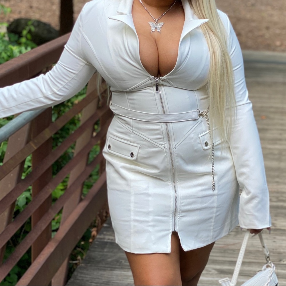 white blazer dress with chains